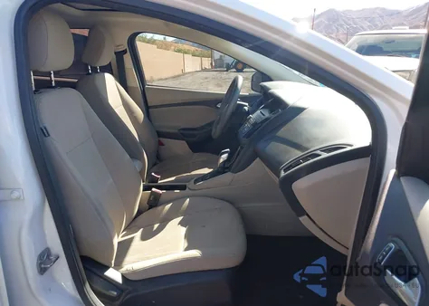 2016 Ford Focus Se из США, поврежденный, VIN 1FADP3K26GL331855